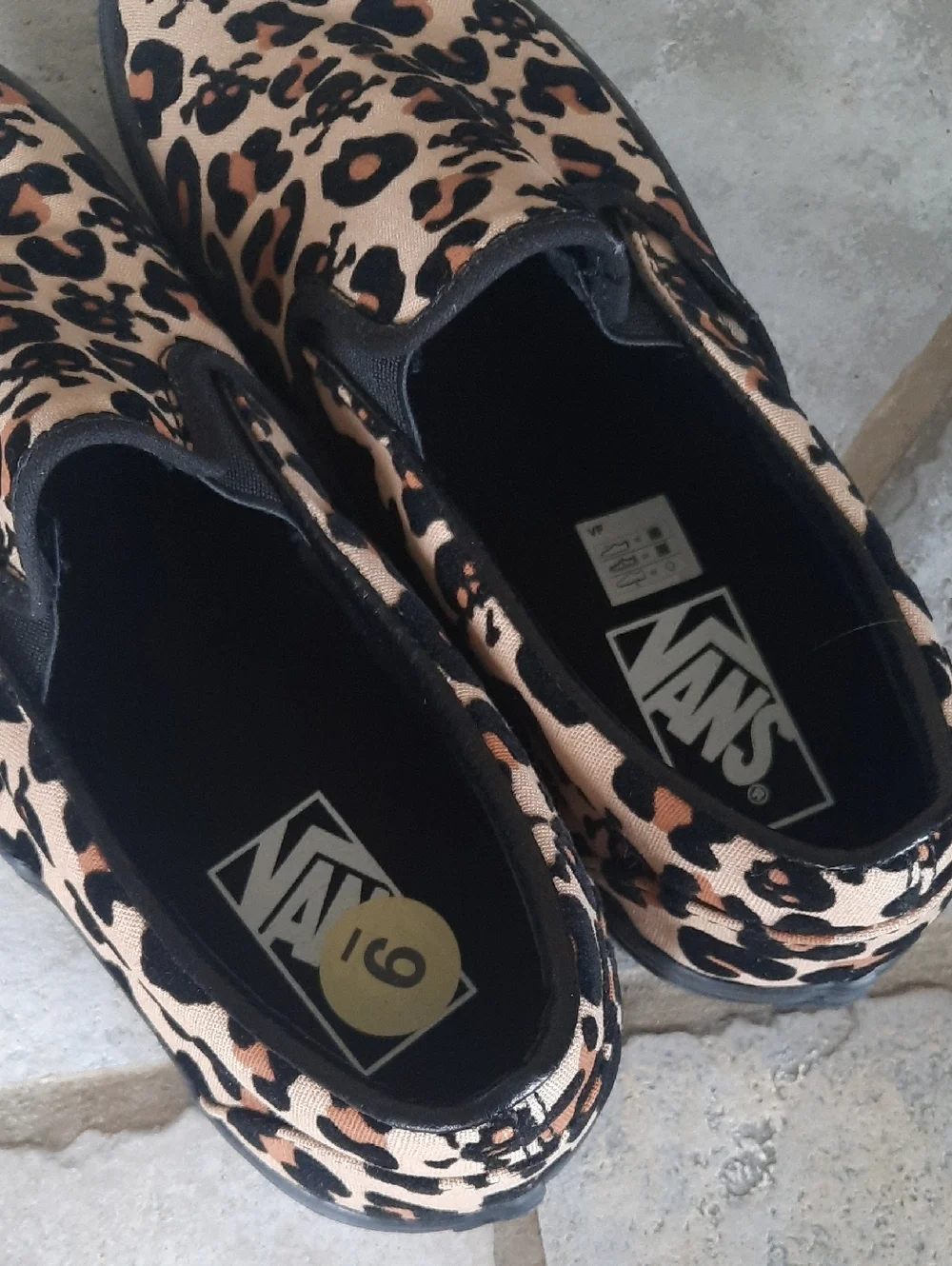 Vans Slip-ons - Picture 3 of 5